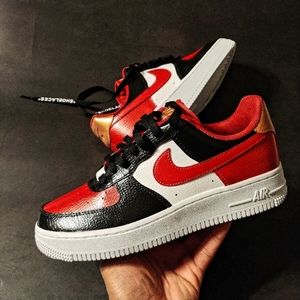 Nike WMNS Air Force 1 07 "Harley Quinn" Size 7